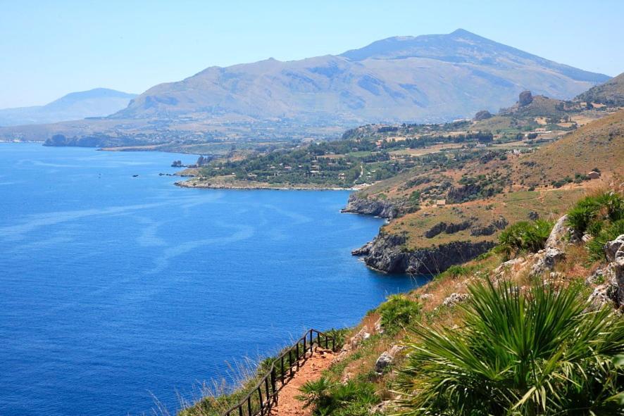 Villa Cycas Costamante Castellammare del Golfo Exterior photo